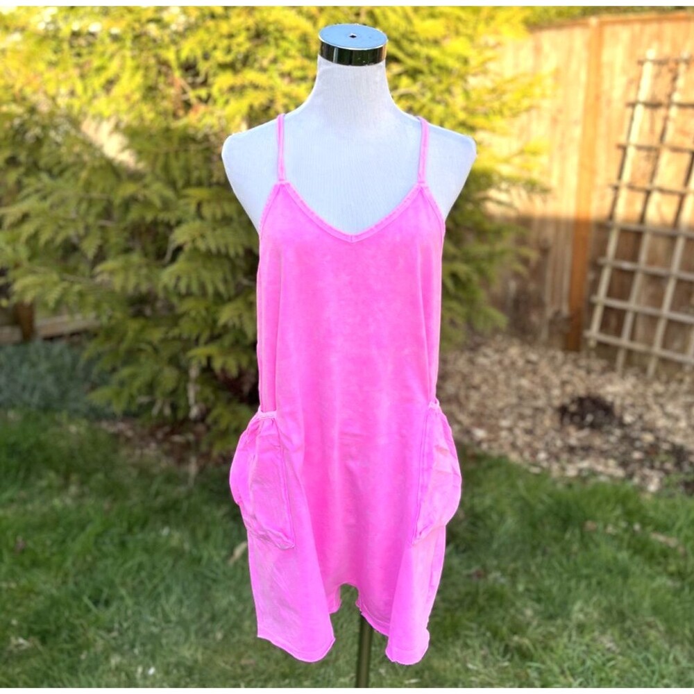 NEW Zenana Acid‎ Crinkle Washed Spaghetti Strap Romper Pink Medium